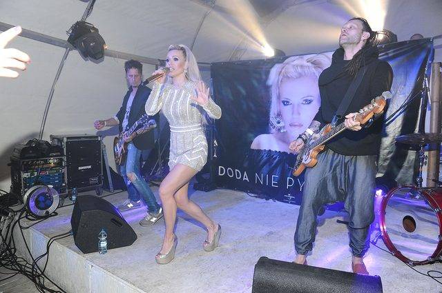 Doda i Emil Haidar na premierze nowego klipu w klubie La Playa