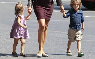 Camila Alves rozwkita w ciąży (FOTO)