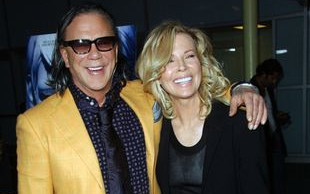 Kim Basinger nie wygląda na swój wiek (FOTO)