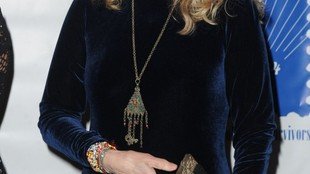 Internet przeciera oczy ze zdumienia: co robi Mia Farrow?!