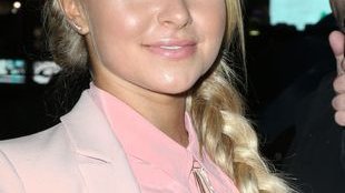 Hayden Panettiere po ciąży NADUŻYWAŁA ALKOHOLU?