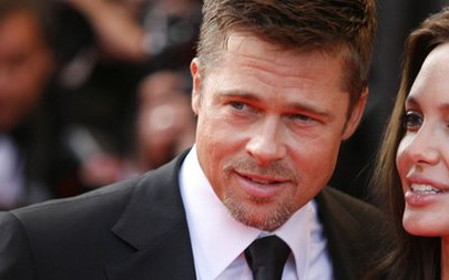 Brad Pitt sam przeciął pępowinę