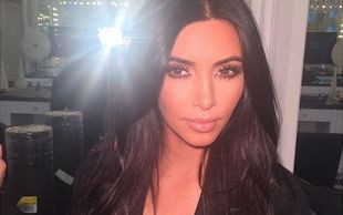 Nie uwierzycie, co pija na śniadania Kim Kardashian (FOTO)