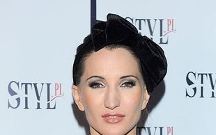 Ona też nosi wielkie kokardy (FOTO)