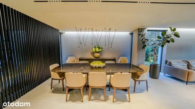 Friz i Wersow sprzedają kolejną posiadłość. Cena zwala z nóg!/ Otodom.pl/