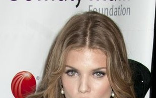 Ta chudzina też może wyglądać sexy! (FOTO)