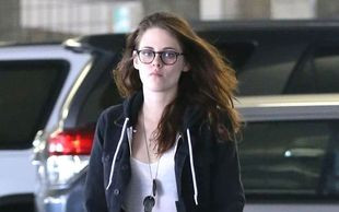 Kristen Stewart na zakupach z koleżanką (FOTO)