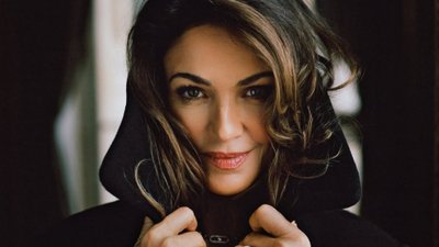 Uwielbiana aktorka znaleziona na dnie basenu. Trwa dramatyczna walka o życie