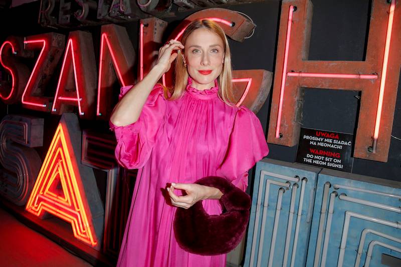 Event TOUSA. Oliwia Bieniuk w czerni, Ida Nowakowska odsłoniła umięśniony brzuch