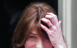 Carla Bruni jest w ciąży?