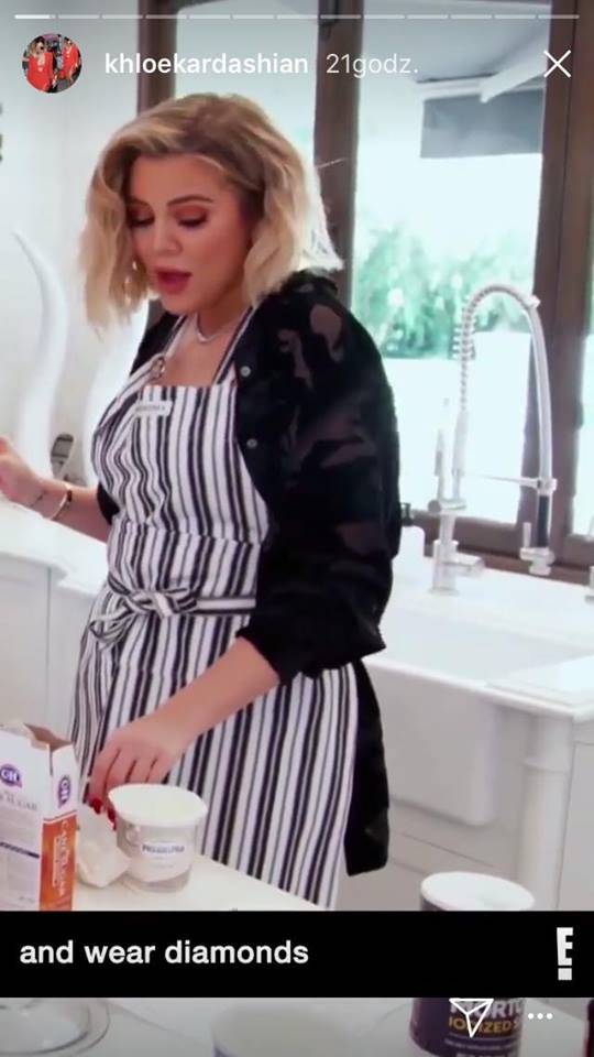 Wszystko jasne! Khloe Kardashian nie jest w stanie ukryć ciążowego brzucha