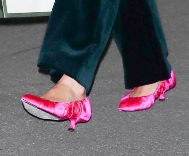 Ciężarna Sofia Richie w luksusowej kreacji opuszcza imprezę (ZDJĘCIA)