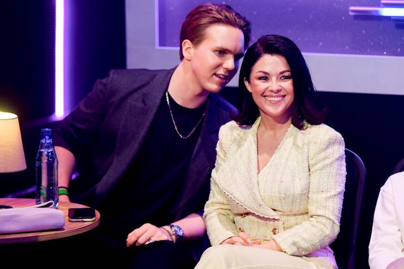 1. odcinek “Tańca z gwiazdami”. Na widowni syn Kurzajewskiego i Cichopek, Edward Miszczak i Nina Terentiew…