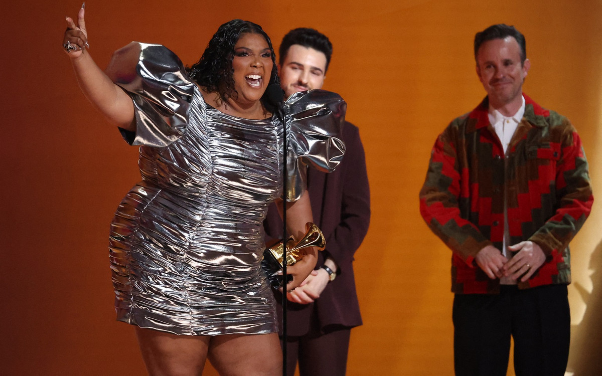 Mocno odchudzona Lizzo chwali się krągłościami, “A jeszcze chwilę temu walczyła z krytykami”