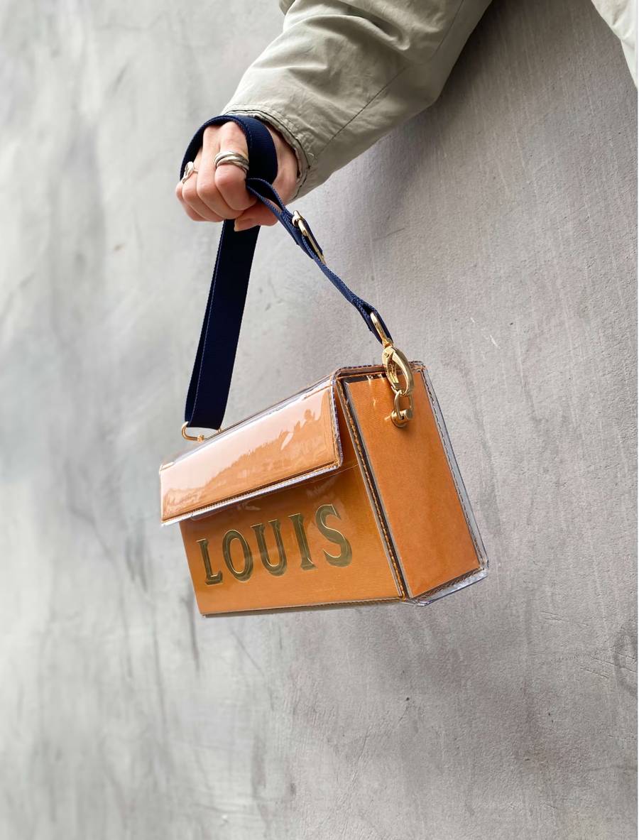 Torebki z pudełek drogi marek u Emwuhats, fot. Instagram