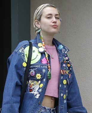 miley-cyrus-g-R1
