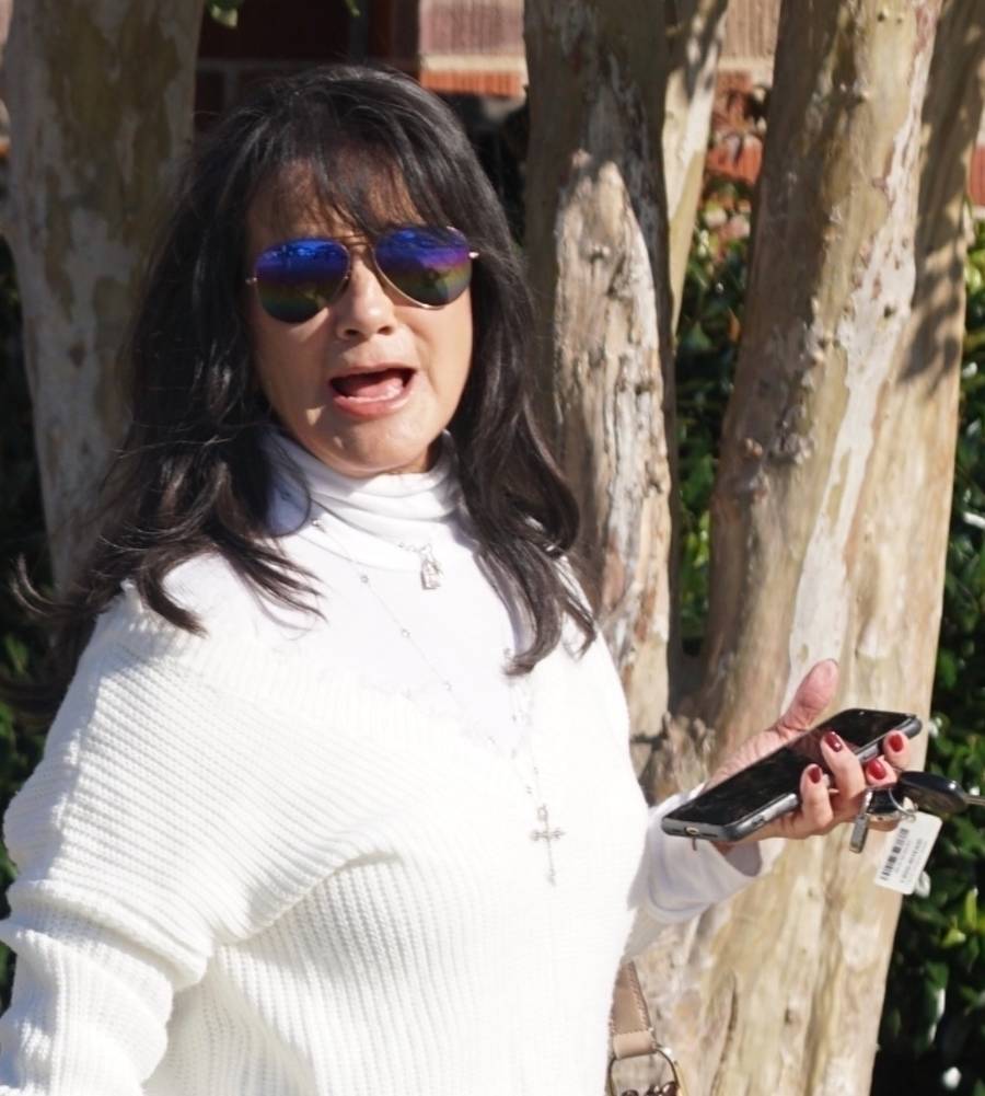 Mama Britney Spears po raz pierwszy przyłapana w drodze do kościoła (ZDJĘCIA)