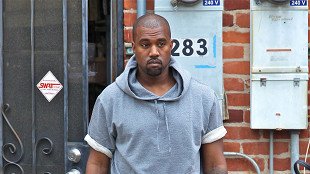 Kanye West sprzedaje koszulki za 120 dolarów!