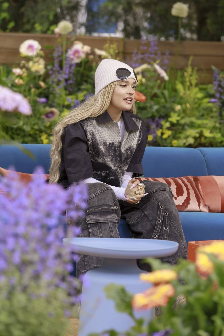 Sara James w mrocznym wydaniu w “Pytanie na Śniadanie”! Czaszki, ostre paznokcie i mocne dodatki (FOTO)