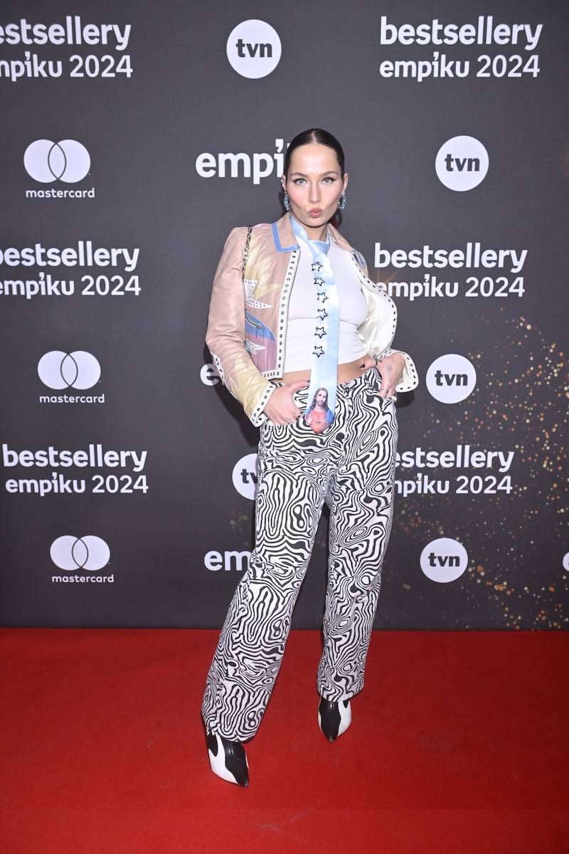 Oszałamiające kreacje na Bestsellerach Empiku 2024! PÓŁNAGA Roksana Węgiel, Maria Dębska, odmieniona Racewicz (FOTO)