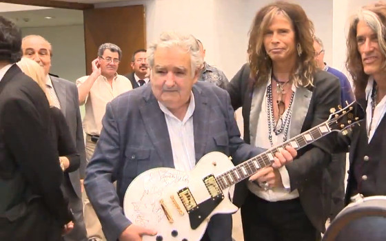 Aerosmith i najbiedniejszy prezydent świata (VIDEO)