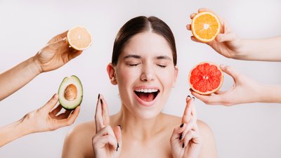 Jak dieta wpływa na kondycję skóry i włosów?