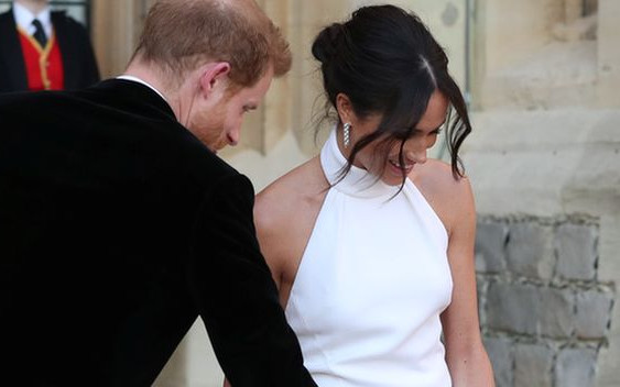 DRUGA suknia Meghan Markle z jej ślubu z księciem Harrym (ZDJĘCIA)