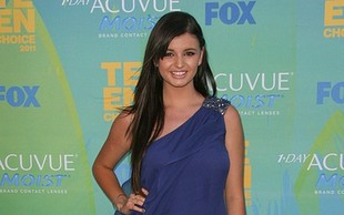 Rebecca Black na Teen Choice Awards (VIDEO)