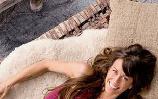 Scarlett Johansson boi się byłej dziewczyny męża?