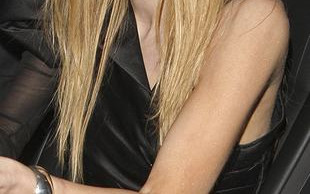 Courtney Love chwali się swoimi nowymi tatuażami (FOTO)