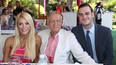 Eks Hugh Hefnera twierdzi, że widziała, jak uprawiał seks ze swoim psem