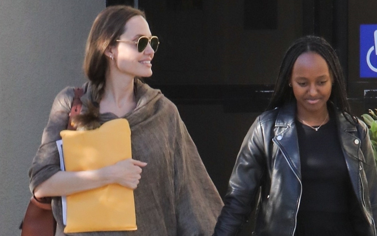 Angelina Jolie szła z 14-letnią córką za rękę (ZDJĘCIA)