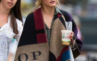 Olivia Palermo kusi nogami i odstrasza dekoltem (FOTO)