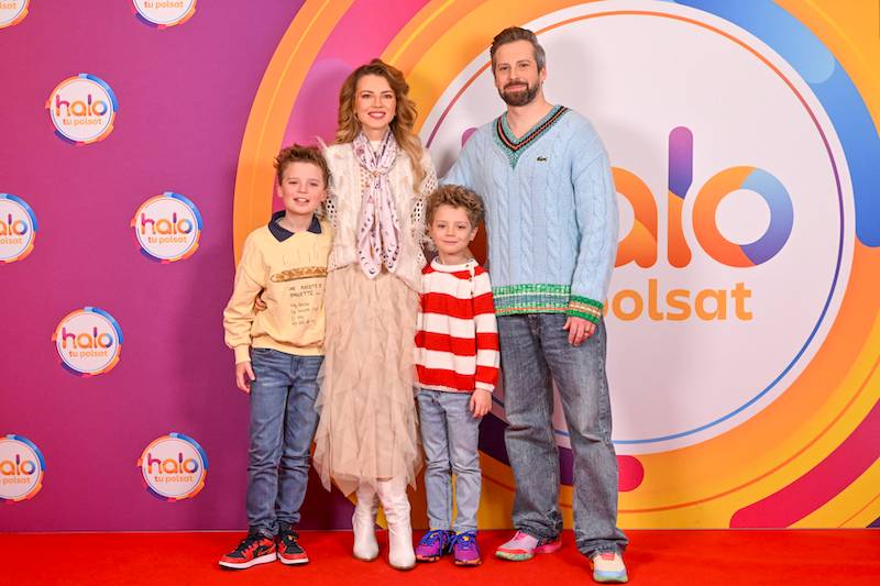 Halo Tu Polsat. Anna Wyszkoni w soczystej czerwieni, Stramowski z mamą, Jan Kliment z całą rodzinką…