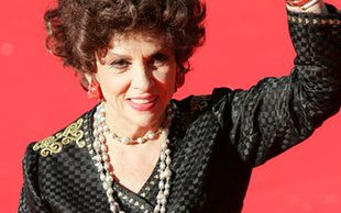 Gina Lollobrigida nadal rywalizuje z Sophią Loren (FOTO)