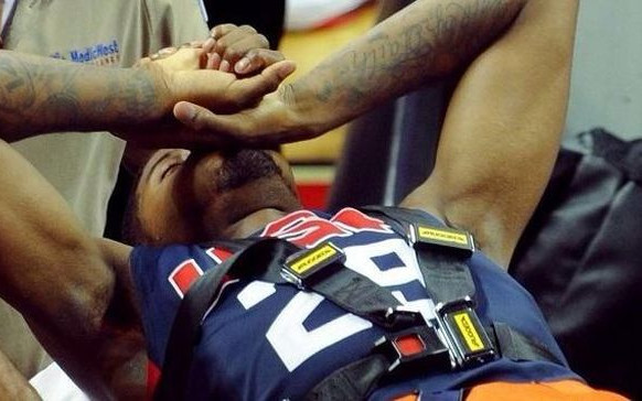 Wyciekło RTG złamanej nogi Paula George’a