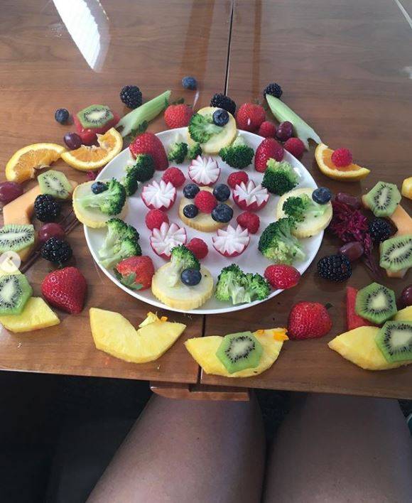 Sałatka owocowo-warzywna Britney Spears