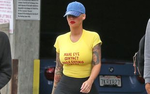 Kiedy Kim Kardashian nie wychodzi z domu… (FOTO)