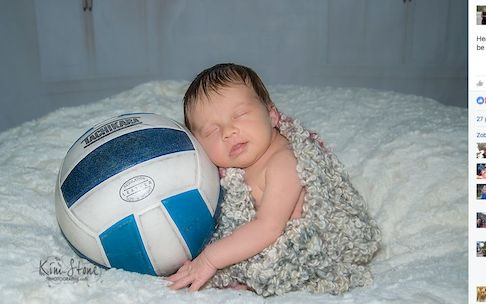 Uśmiech na twarzy tego dziecka kryje za sobą wielką tragedię (FOTO)