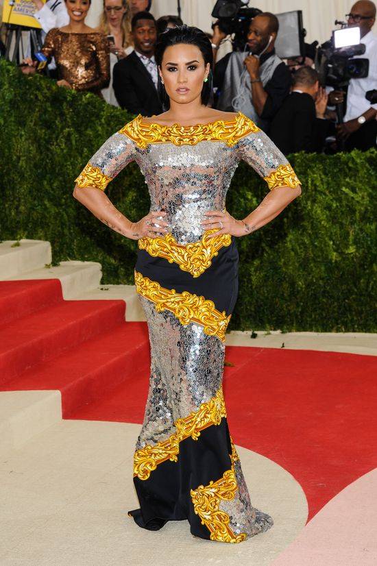 NAJGORSZE stylizacje na Gali MET 2016