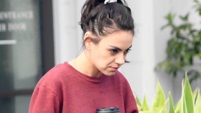 Mila Kunis i Ashton Kutcher na kawie z dziećmi