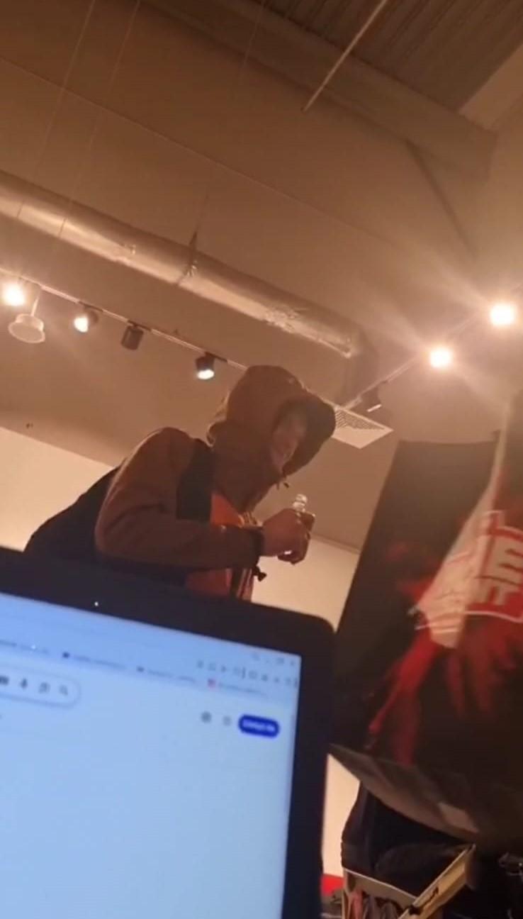 Szczena przyłapany w Warszawie, fot. Kozaczek Exclusive