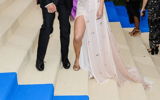 Żaden chłopak nie chciałby doświadczyć tego, co The Weeknd zrobiła Selena!