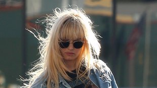 Demi Lovato z przyjaciółką w kabriolecie (FOTO)