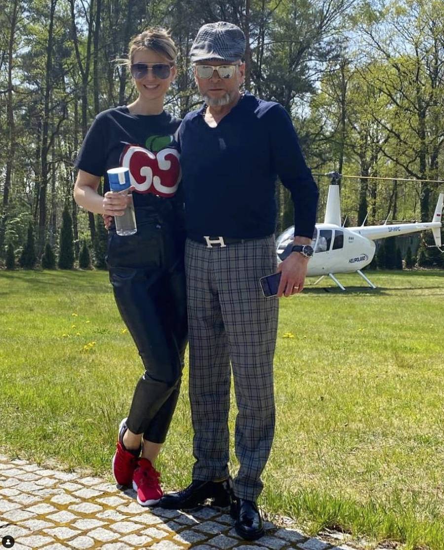 Jak mieszkają Rutkowscy? Własny helikopter, basen, salon samochodowy przed domem i ogromny ogród!