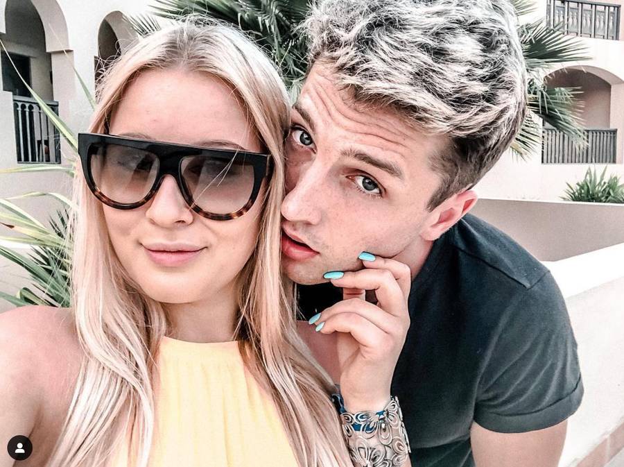 Andziaks ma dziś miliony fanów i uwielbia chwalić się luksusem. A co wrzucała na Instagram 12 lat temu? (FOTO)