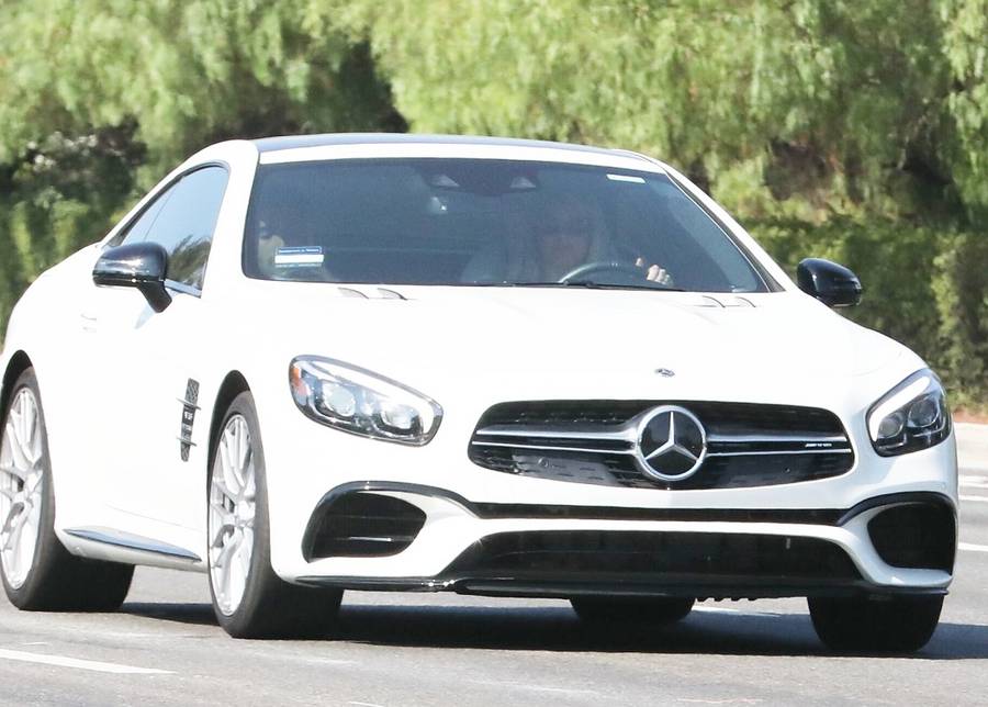 Britney Spears wozi swojego chłopaka po mieście (ZDJĘCIA)