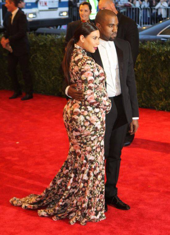 Wpadka Kim Kardashian na gali MET 2013