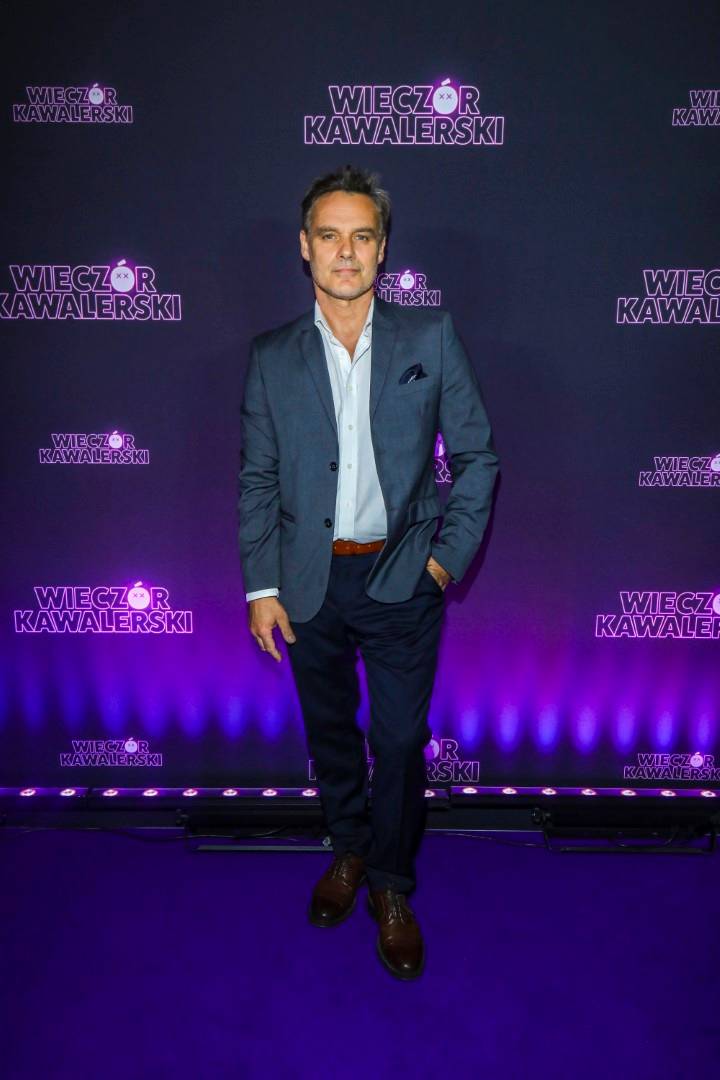 Premiera filmu “Wieczór kawalerski”: Joanna Opozda w odważnej mini, roześmiana Anna Wendzikowska, Jan Wieczorkowski