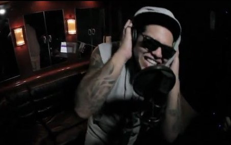 Sublime with Rome w swojej wersji Rehab Amy Winehouse VIDEO